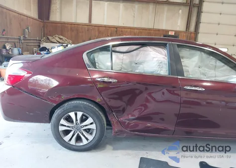 2015 Honda Accord Lx z USA, uszkodzony, nr VIN 1HGCR2F32FA099523